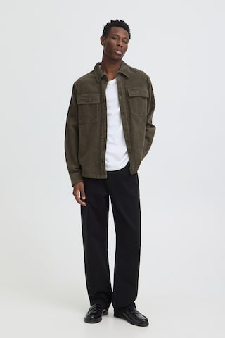 !Solid Regular Fit Skjorte 'SDNAM' i brun