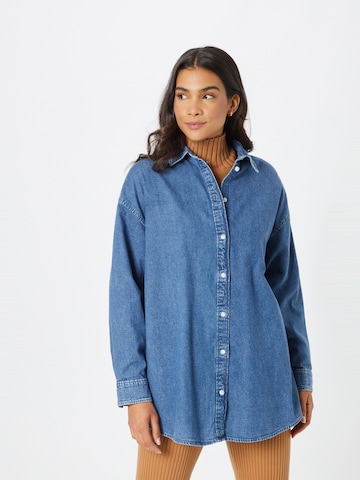 Monki Blouse in Blue: front