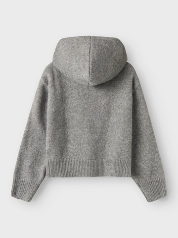 NAME IT Pullover i grå