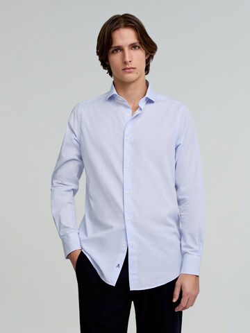 Coupe regular Chemise 'Sevilla Class' Scalpers en bleu : devant