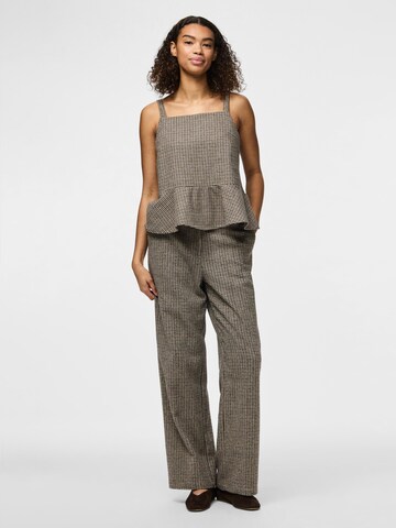 PIECES Top in Braun