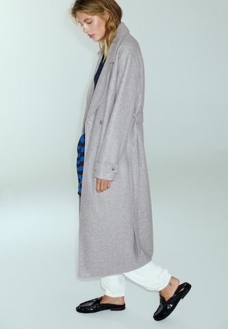 Cappotto di mezza stagione di Pull&Bear in grigio