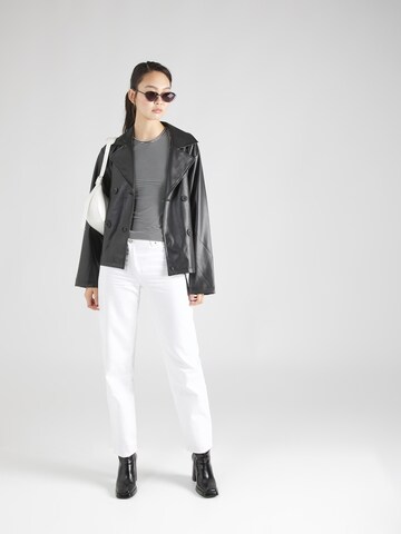 ONLY Shirt 'WILMA' in Schwarz