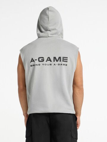 A-Game Спортен пуловер в сиво