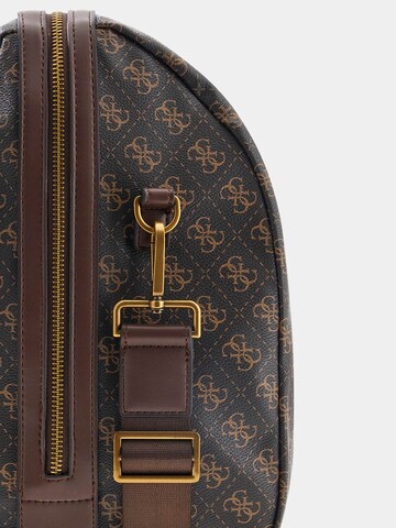 Borsa weekend 'Pisa' di GUESS in marrone