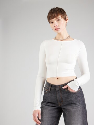 Tricou de la Gina Tricot pe alb: față