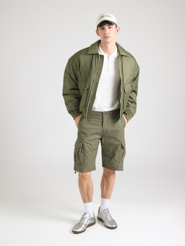 Vintage Industriesregular Cargo hlače 'Terrance' - zelena boja