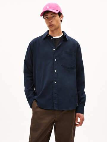 ARMEDANGELS Comfort Fit Hemd 'DAANIL' in Blau: Vorderseite