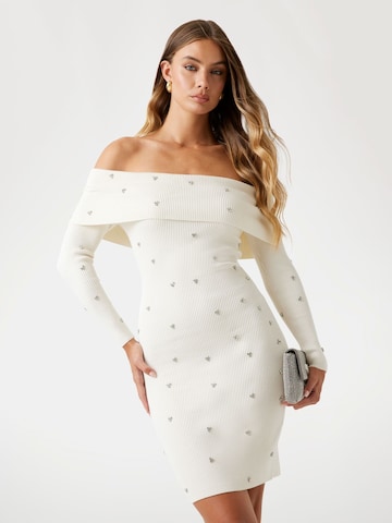 GUESS Knitted dress in White: front