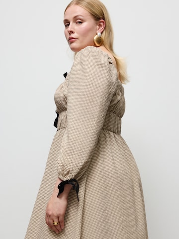 CITA MAASS Dress in Brown