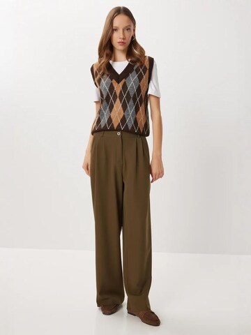Happiness İstanbul Pleat-Front Pants in Green