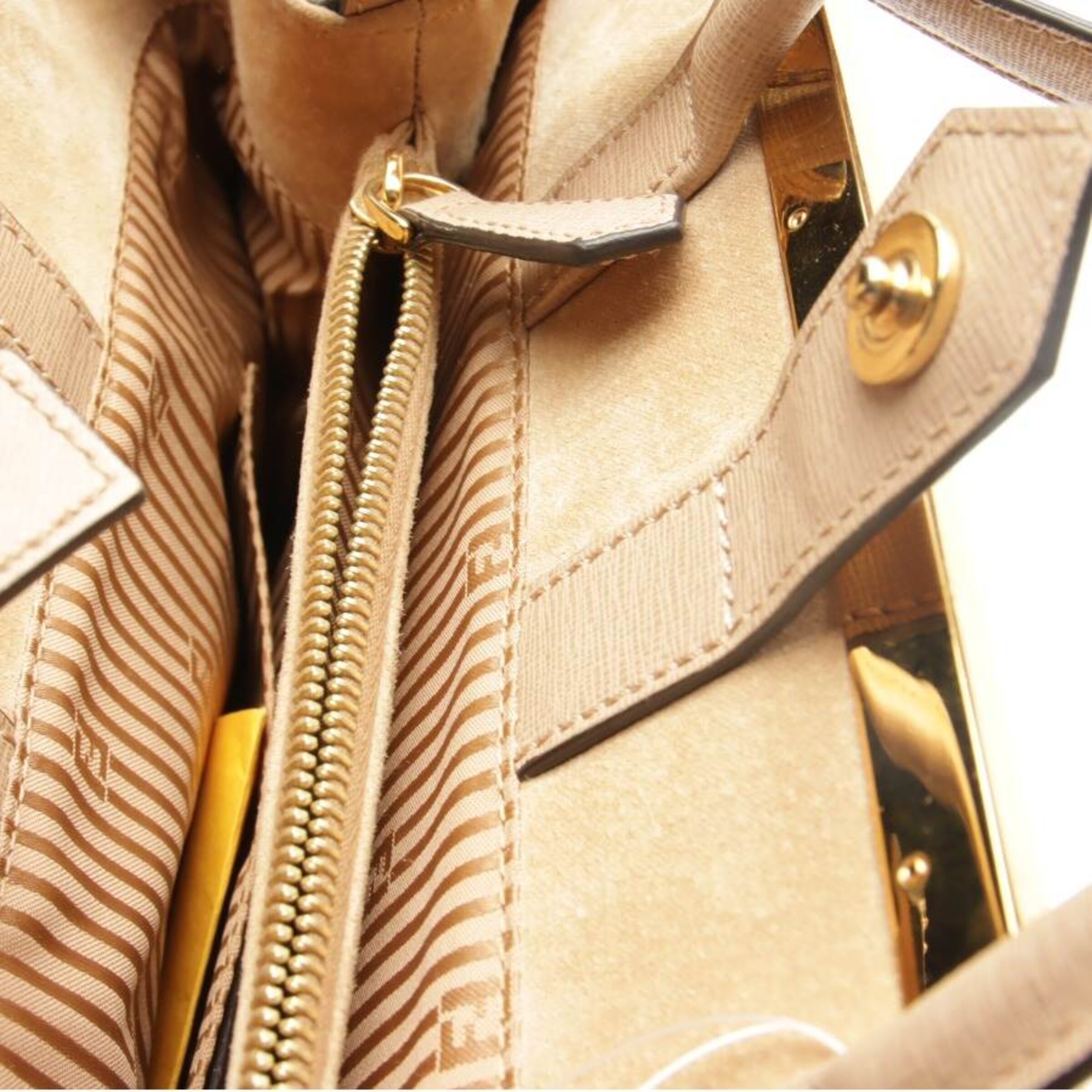 Fendi Bag in One size in Brown