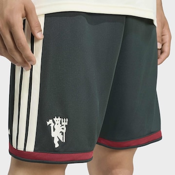 ADIDAS PERFORMANCE Regular Sportbroek 'Manchester United 26/27' in Groen