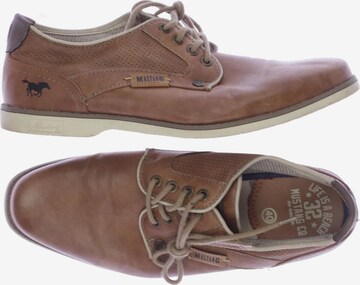 MUSTANG Flats & Loafers in 40 in Brown: front