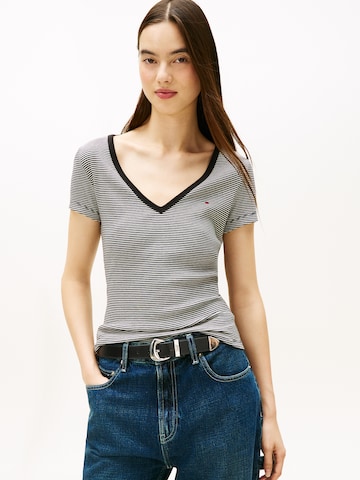 Maglietta 'ESSENTIAL' di Tommy Jeans in nero: frontale