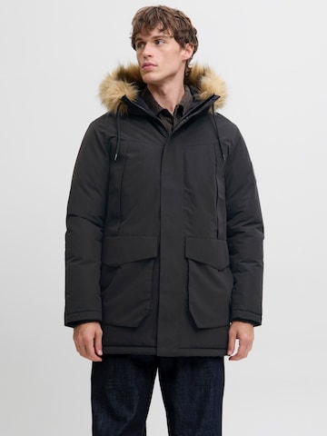 JACK & JONES Χειμερινό παρκά 'JJCAMP' σε μαύρο: μπροστά