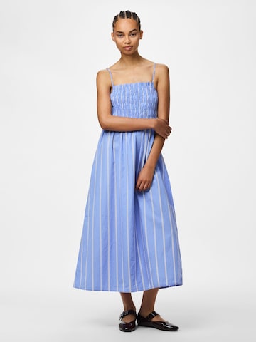 PIECES - Vestido de verano 'PCPhilipa' en azul: frente