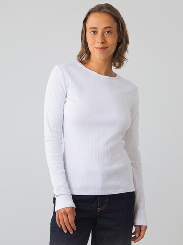 Maglietta 'Long Rib' di Honest Basics in bianco: frontale