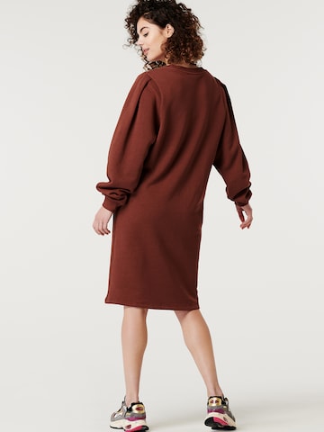 Robe 'Abingdon' Supermom en marron