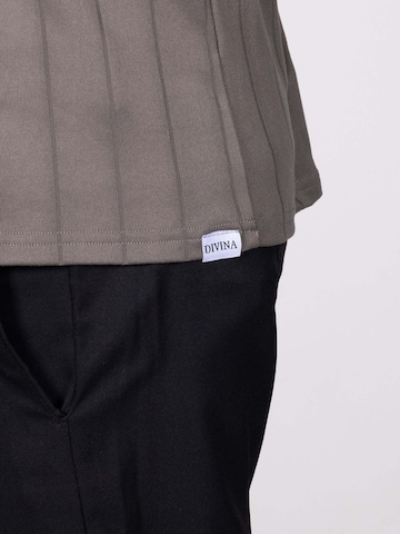 Divina Shirt 'Ace' in Grau