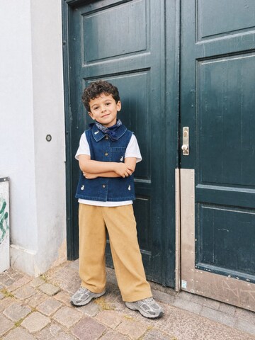 LouieLouie Vest 'Vilhelm Denim west ∼ Pear fall embroidery' i blå