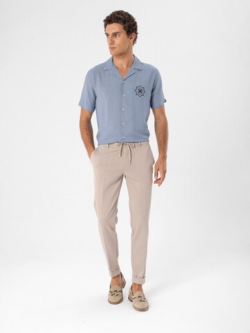 Antioch Regular fit Button Up Shirt in Blue