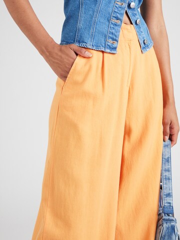 TOPSHOP Szeroka nogawka Cygaretki w kolorze pomarańczowy