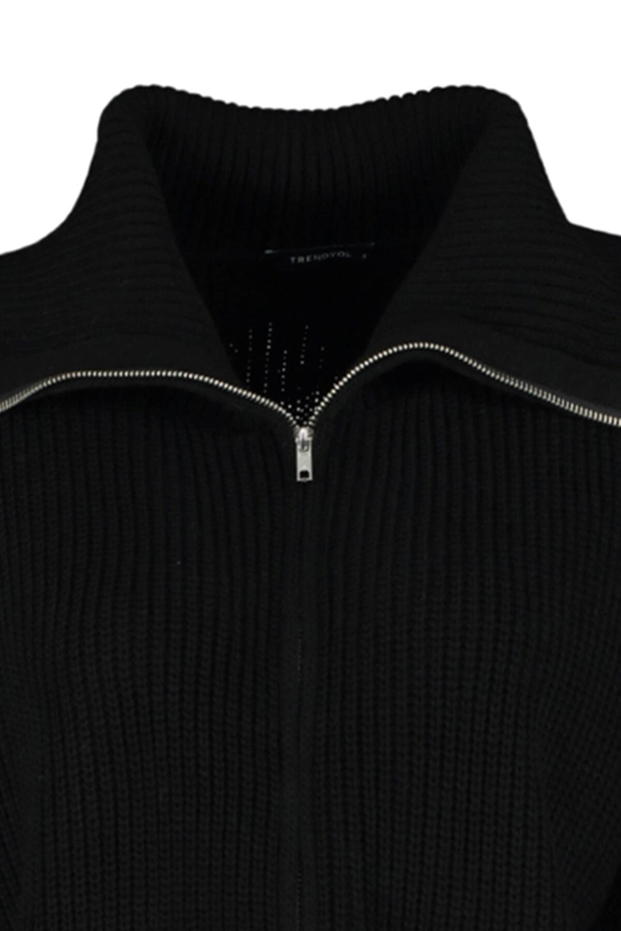 Trendyol Strickjacke in Schwarz