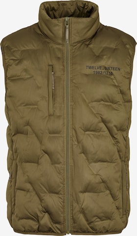 Twelvesixteen 12.16 Vest in Green: front