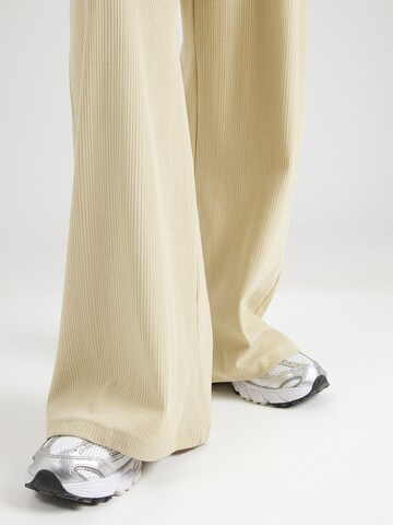 studioselect Широкий Штаны 'Sofia' в Зеленый