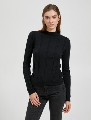 Koton Sweater in Black: front