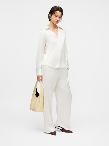 Calvin Klein Flared Nadrág - fehér