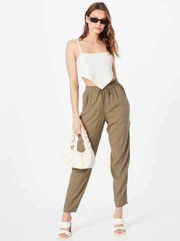 Effilé Pantalon s.Oliver en vert