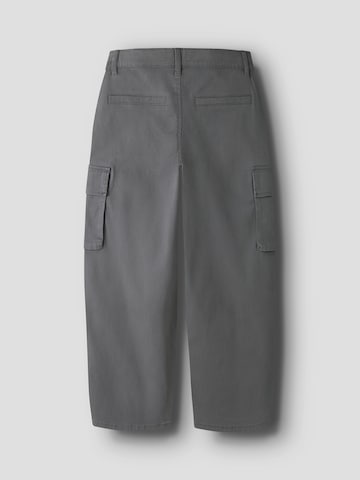 NAME IT - Loosefit Pantalón 'NKMBEN' en gris