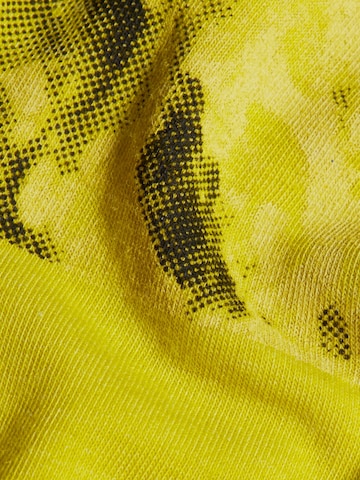 MAMMUT Performance Shirt in Yellow