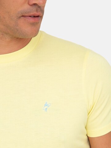 T-Shirt Jacey Quinn en jaune