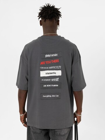 T-Shirt 'Enkianthus' VAMOS CLO en gris