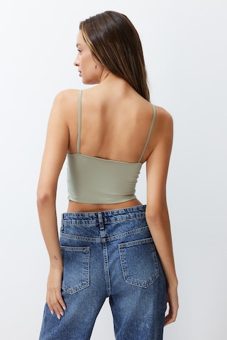 Trendyol Top in Green
