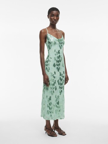Robe ROUGE EDIT en vert
