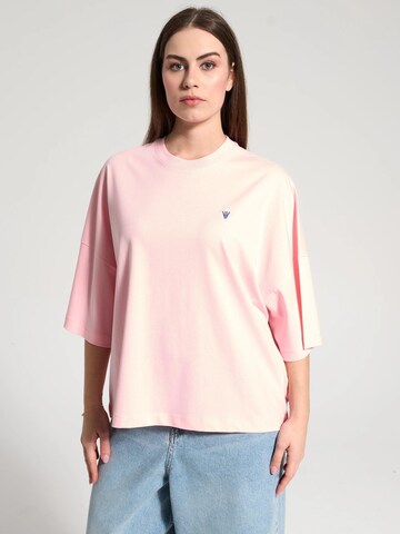 NOWIHT - Camiseta 'Perpetua' en rosa