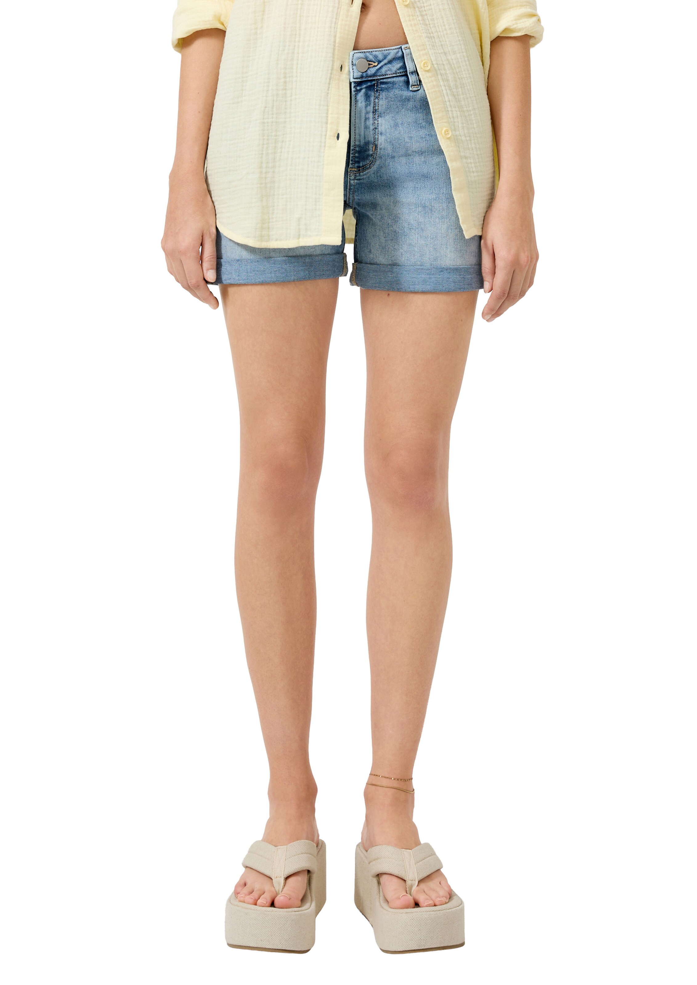 QS Slimfit Τζιν 'Abby' σε μπλε: μπροστά