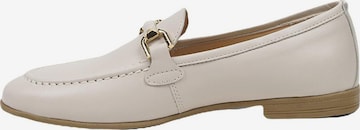 Desa Classic Flats 'Slipper' in Beige: front