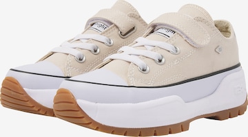 BRITISH KNIGHTS Tennarit ' KAYA LOW FLY ' värissä beige: etupuoli