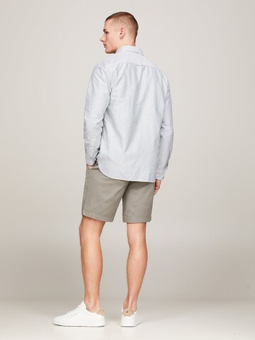 TOMMY HILFIGER - Ajuste regular Camisa 'Heritage' en gris