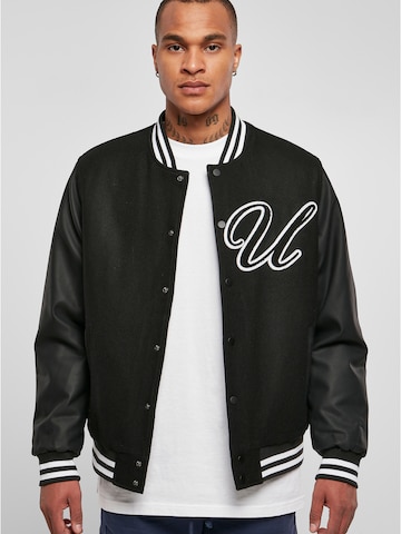 Urban Classics Overgangsjakke 'Big U' i sort: forside