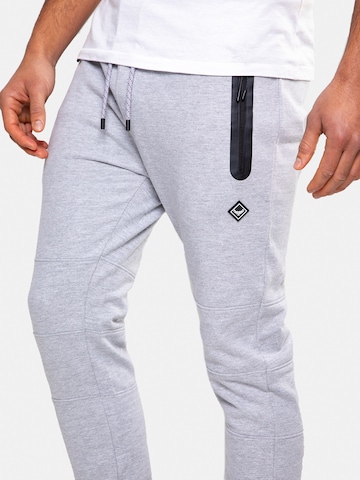 Threadbare Tapered Hose 'Tristain' in Grau