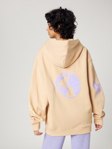 florence by mills exclusive for ABOUT YOU Zip-Up Hoodie 'Phoenix' in Beige