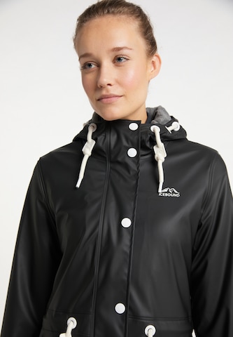 ICEBOUND Raincoat in Black