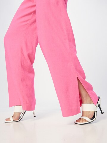Freequent Wide Leg Housut 'LUIGI' värissä vaaleanpunainen