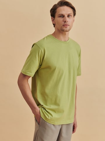 T-Shirt 'Cem' DAN FOX APPAREL en vert : devant